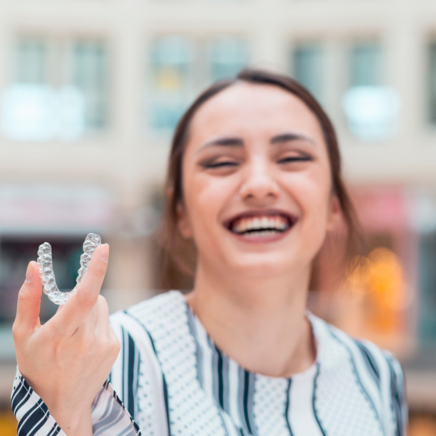 What are  Spark clear aligners?